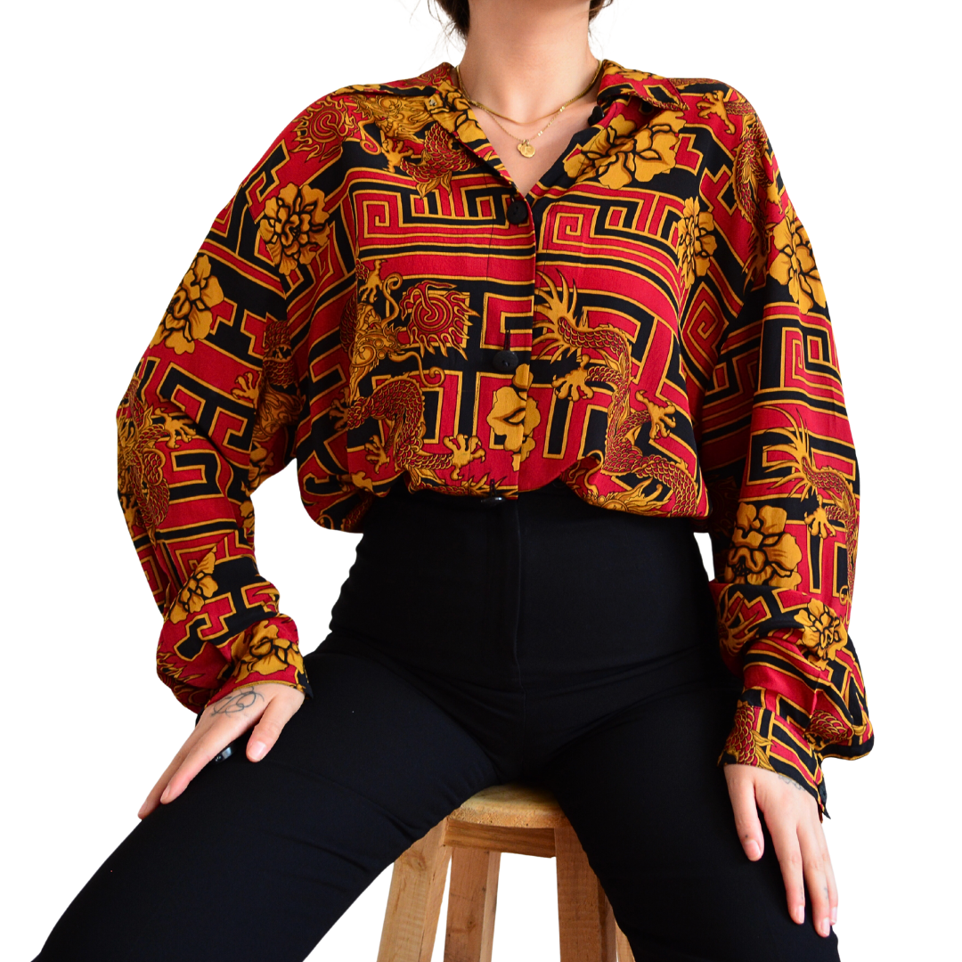 Blusa vintage de seda y dragones
