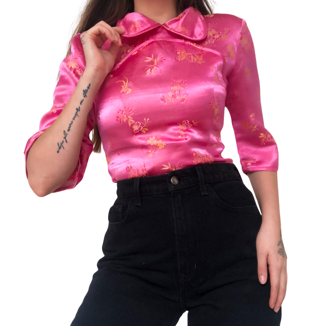 Blusa rosa oriental