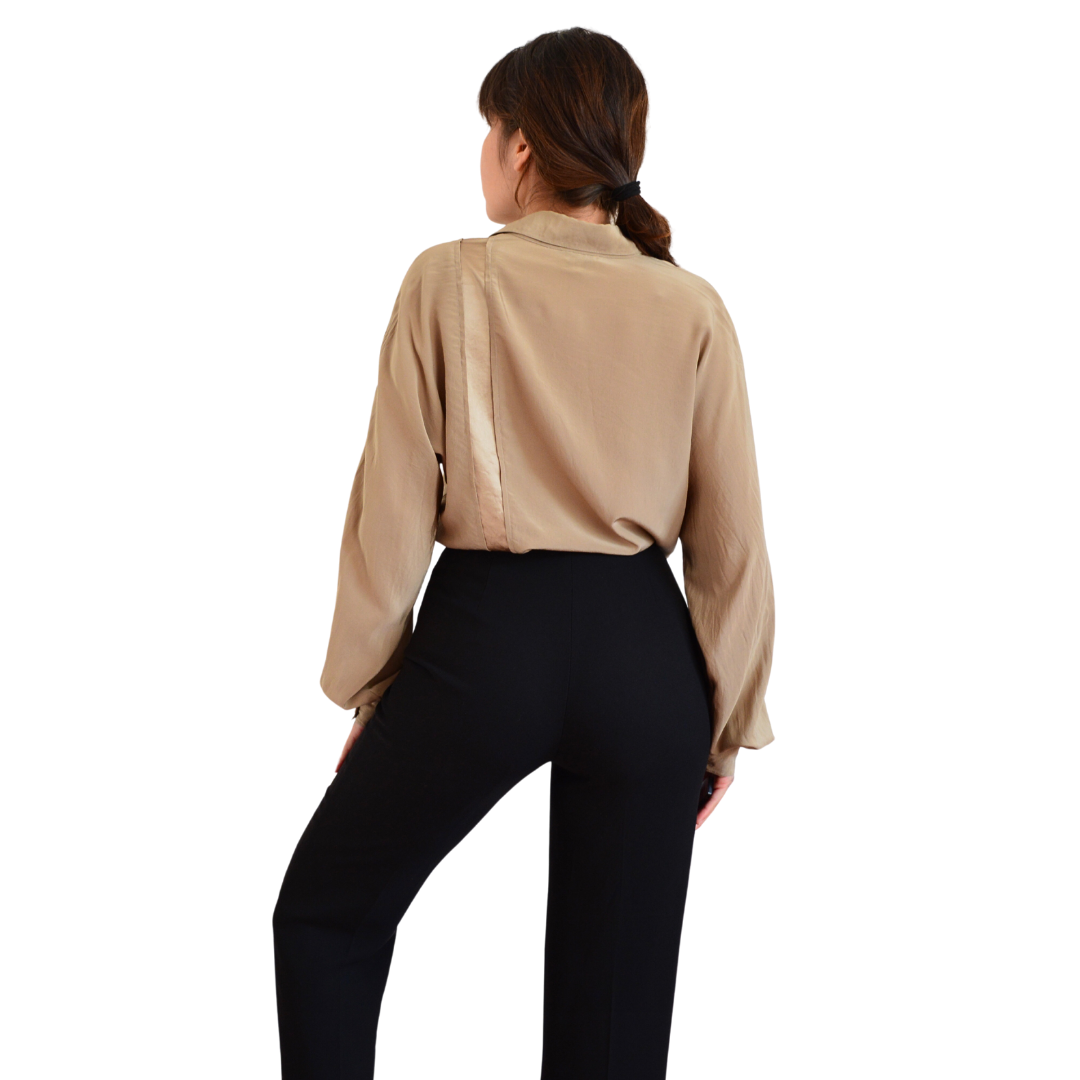 Blusa vintage de seda con bordado