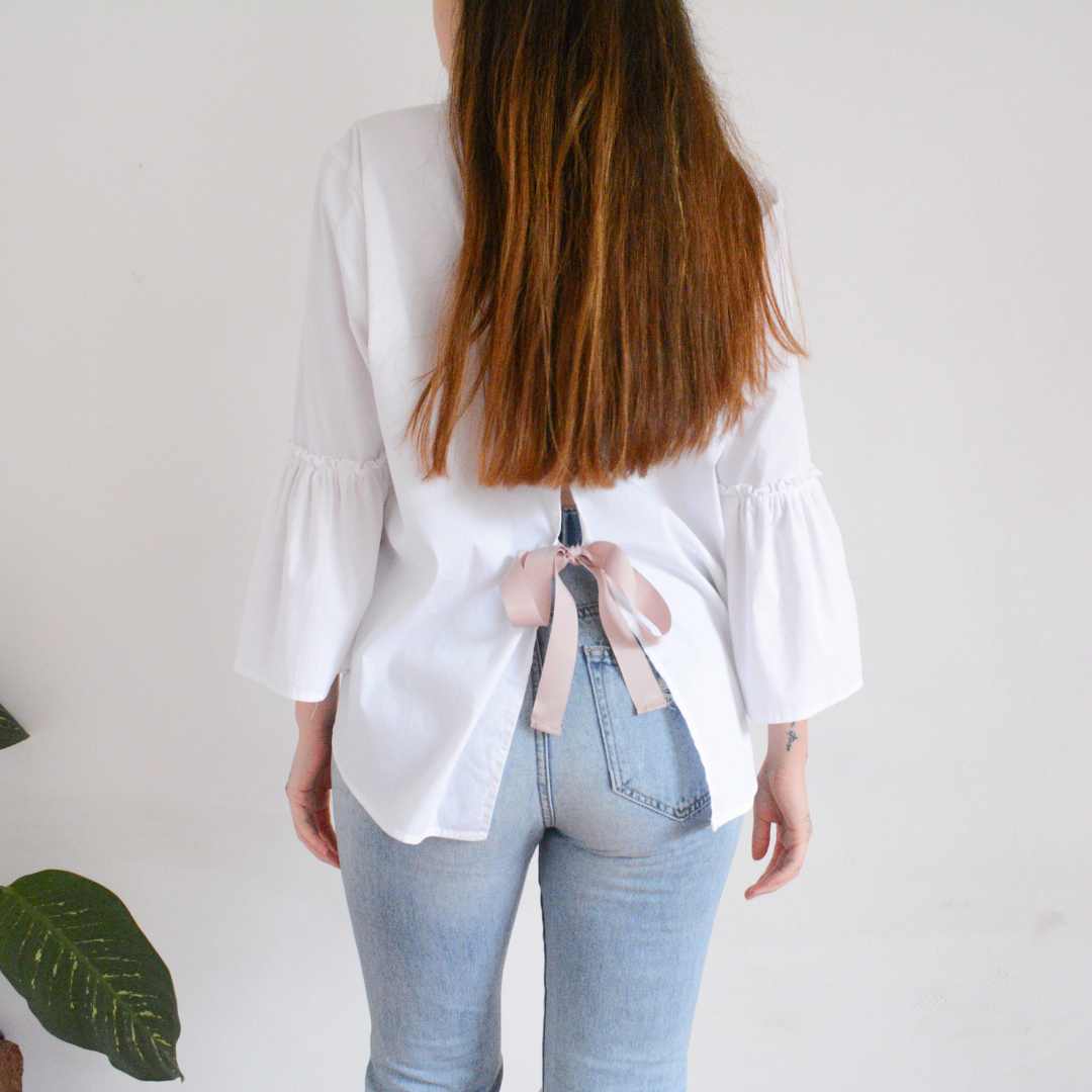Blusa con moño