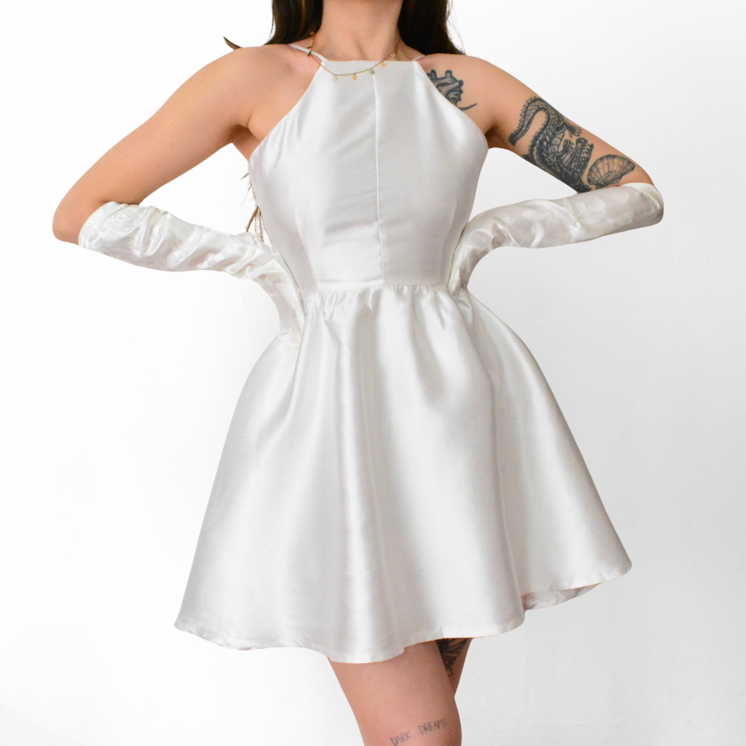 Vestido blanco satinado