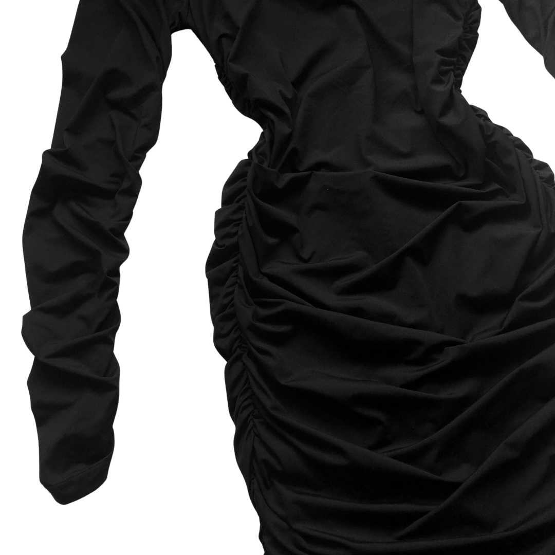 Vestido negro drappeado midi