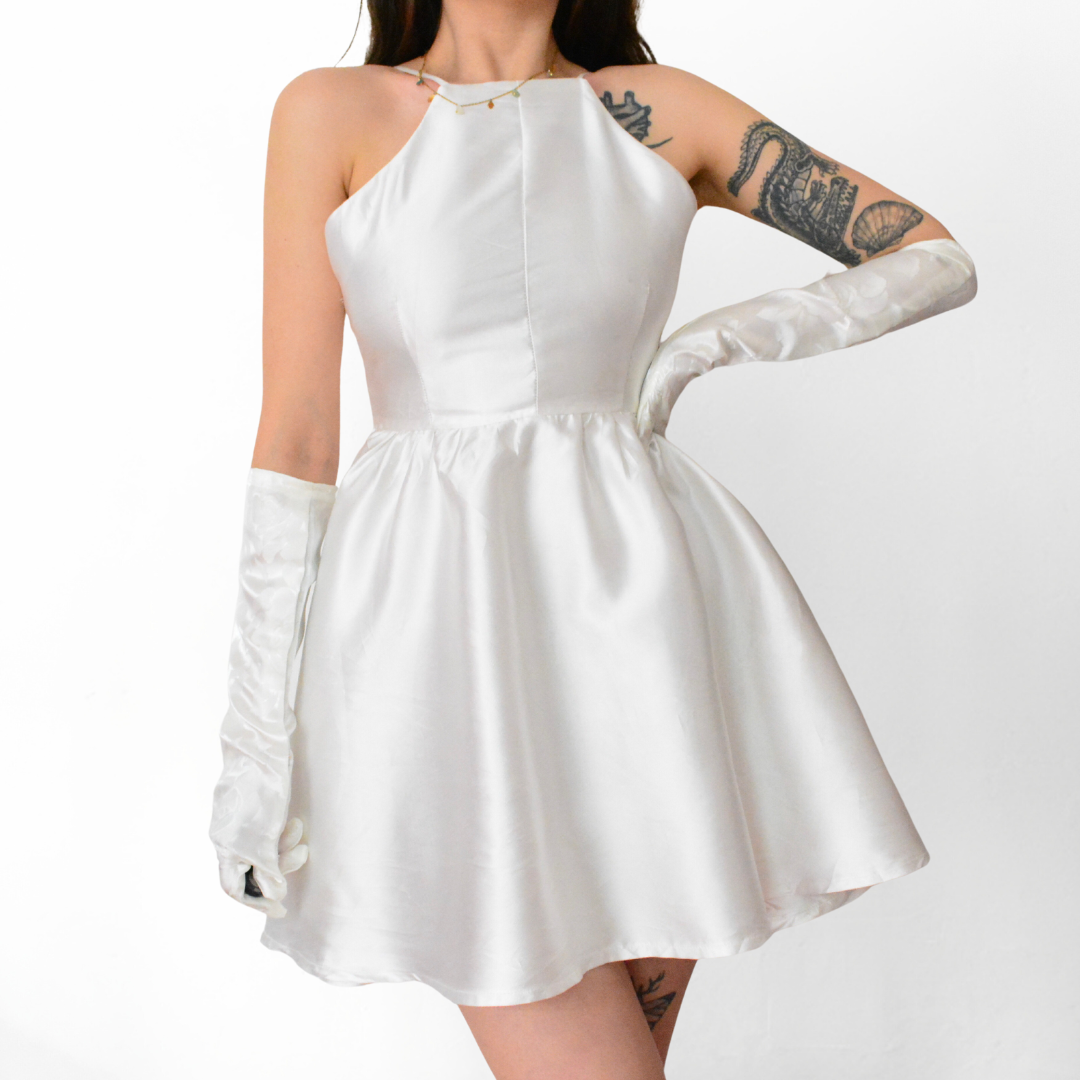 Vestido blanco satinado
