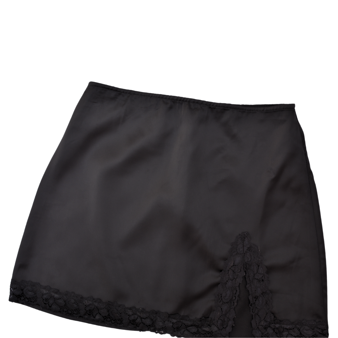 Miniskirt negra satin con abertura