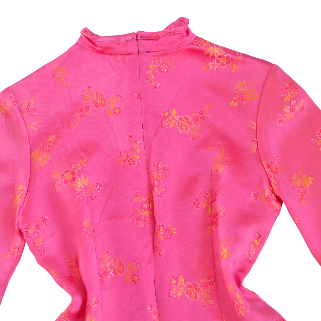 Blusa rosa oriental