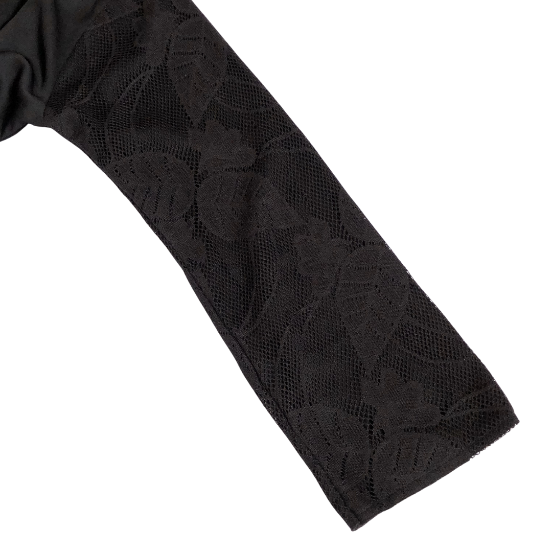 Vestido negro largo con encaje