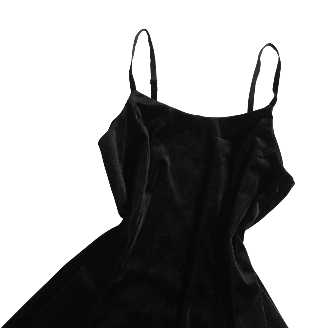 Vestido negro de terciopelo