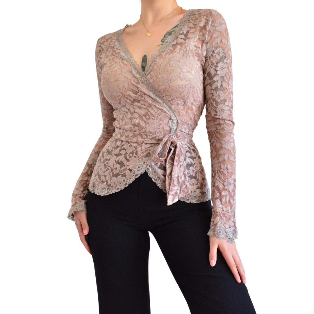 Blusa de encaje rosa