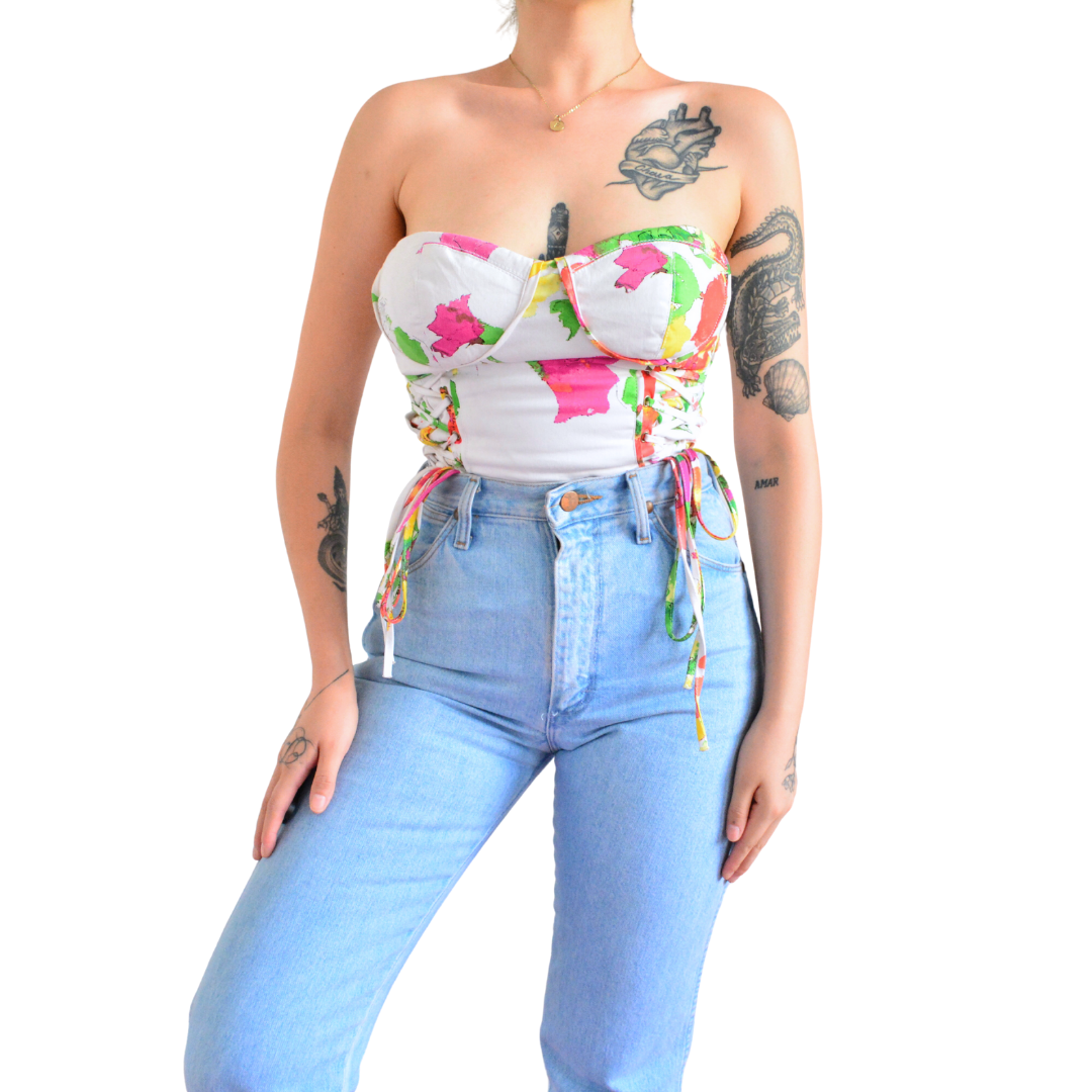 Corset floral con ajustes cruzados