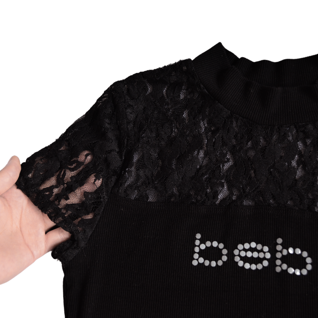 Blusa Bebe negra con encaje