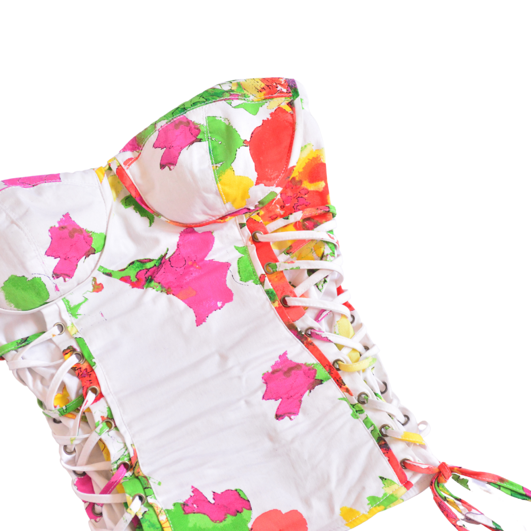 Corset floral con ajustes cruzados