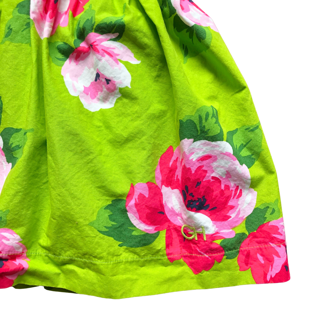 Vestido verde con rosas