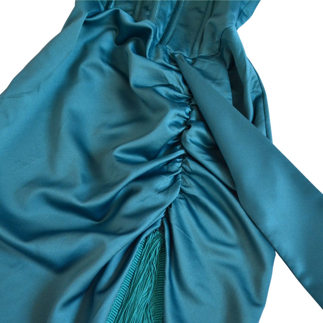 Vestido satinado con corset