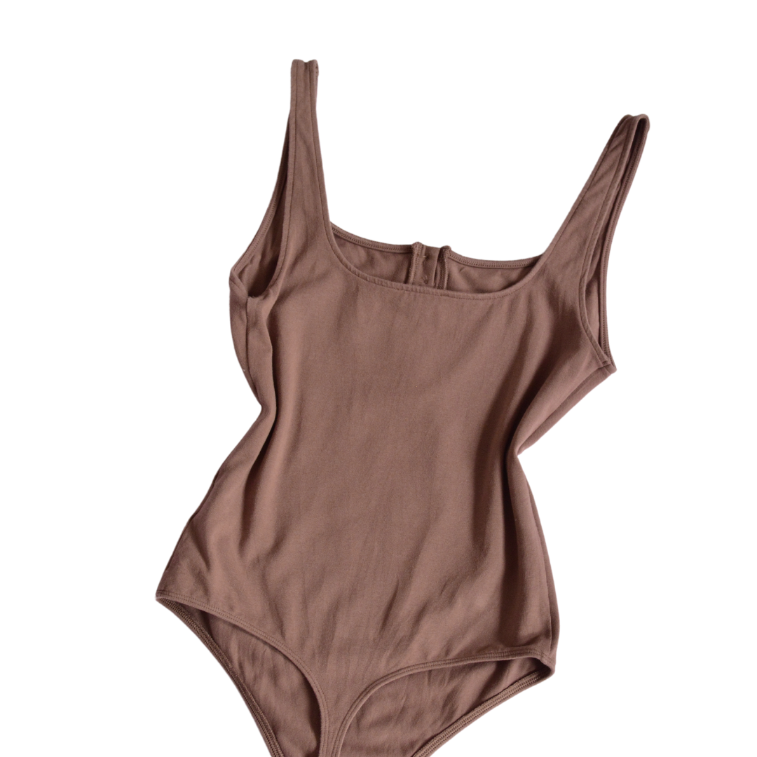 Bodysuit café de botones