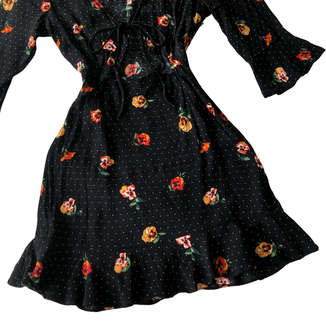 Vestido negro floral