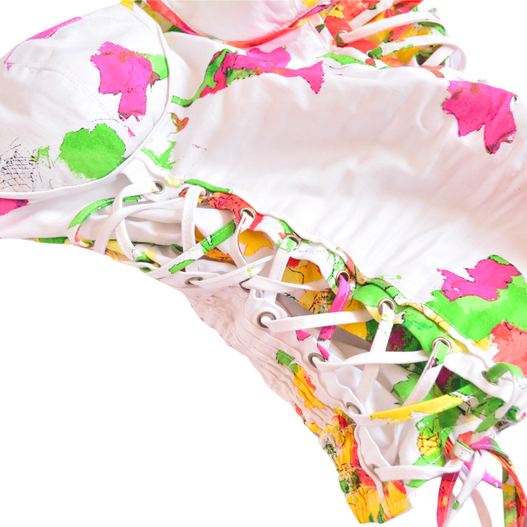Corset floral con ajustes cruzados