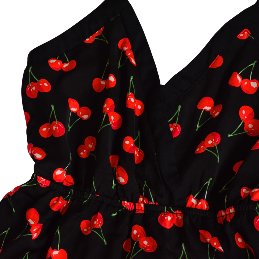 Jumpsuit de cerecitas rojas