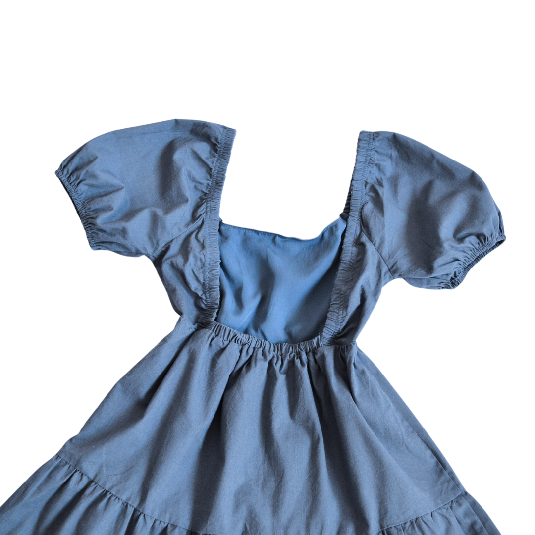 Vestido azul con manga de globo