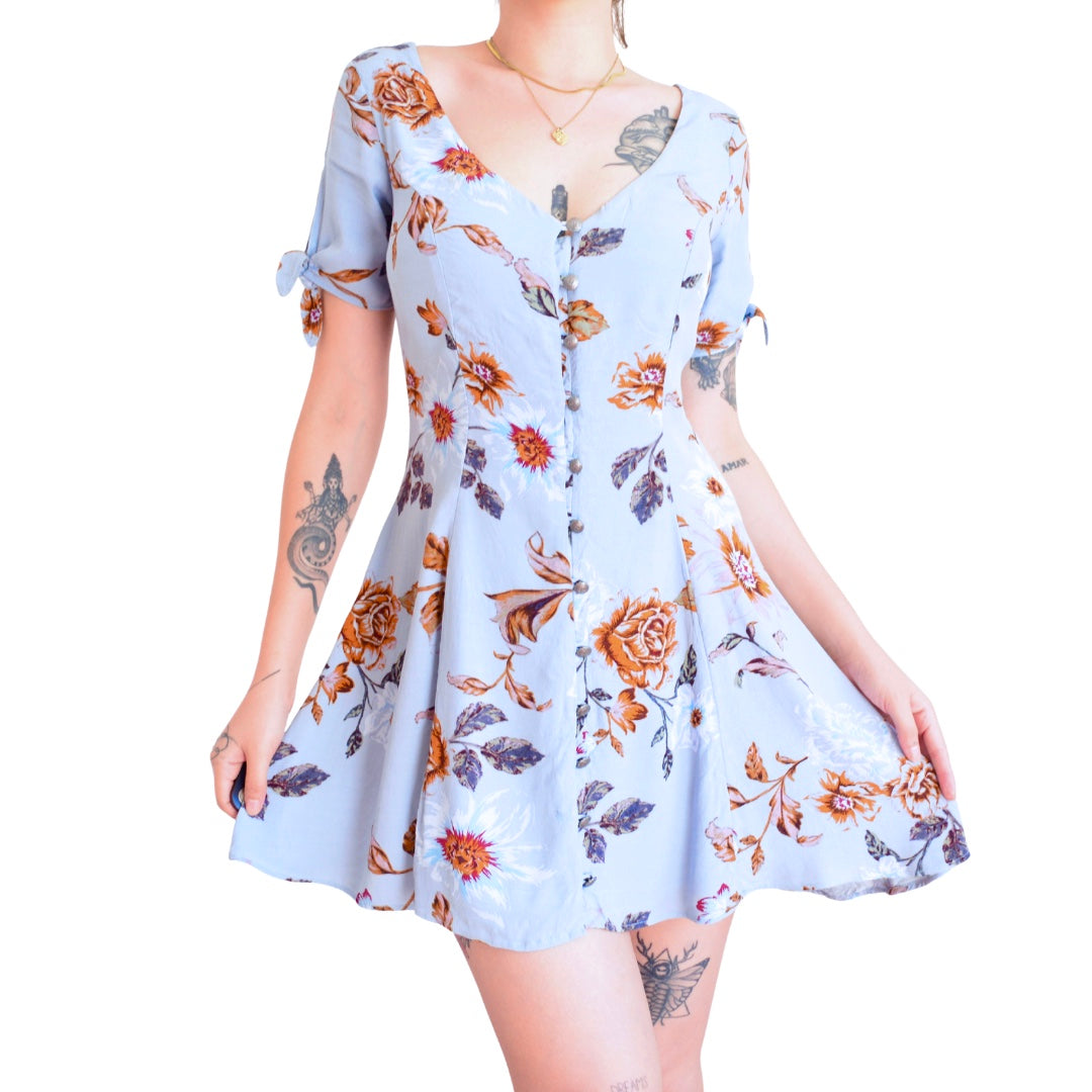 Vestido azul cielo floral