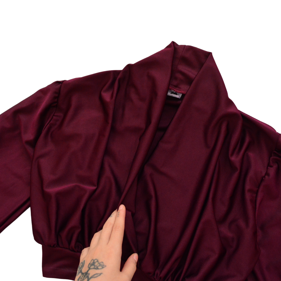 Blusa vino drappeada