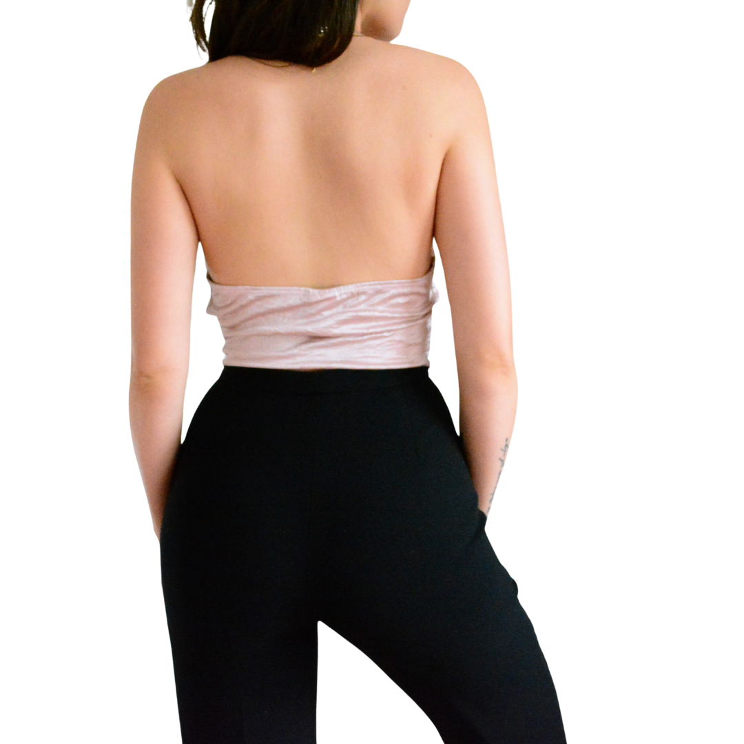 Top rosa satinado con pedrería