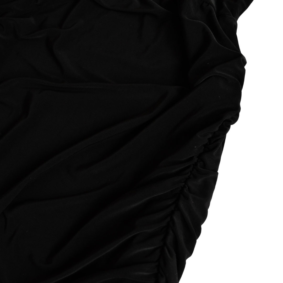 Vestido negro one shoulder