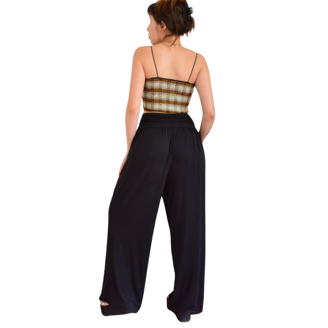 Pantalón negro holgado