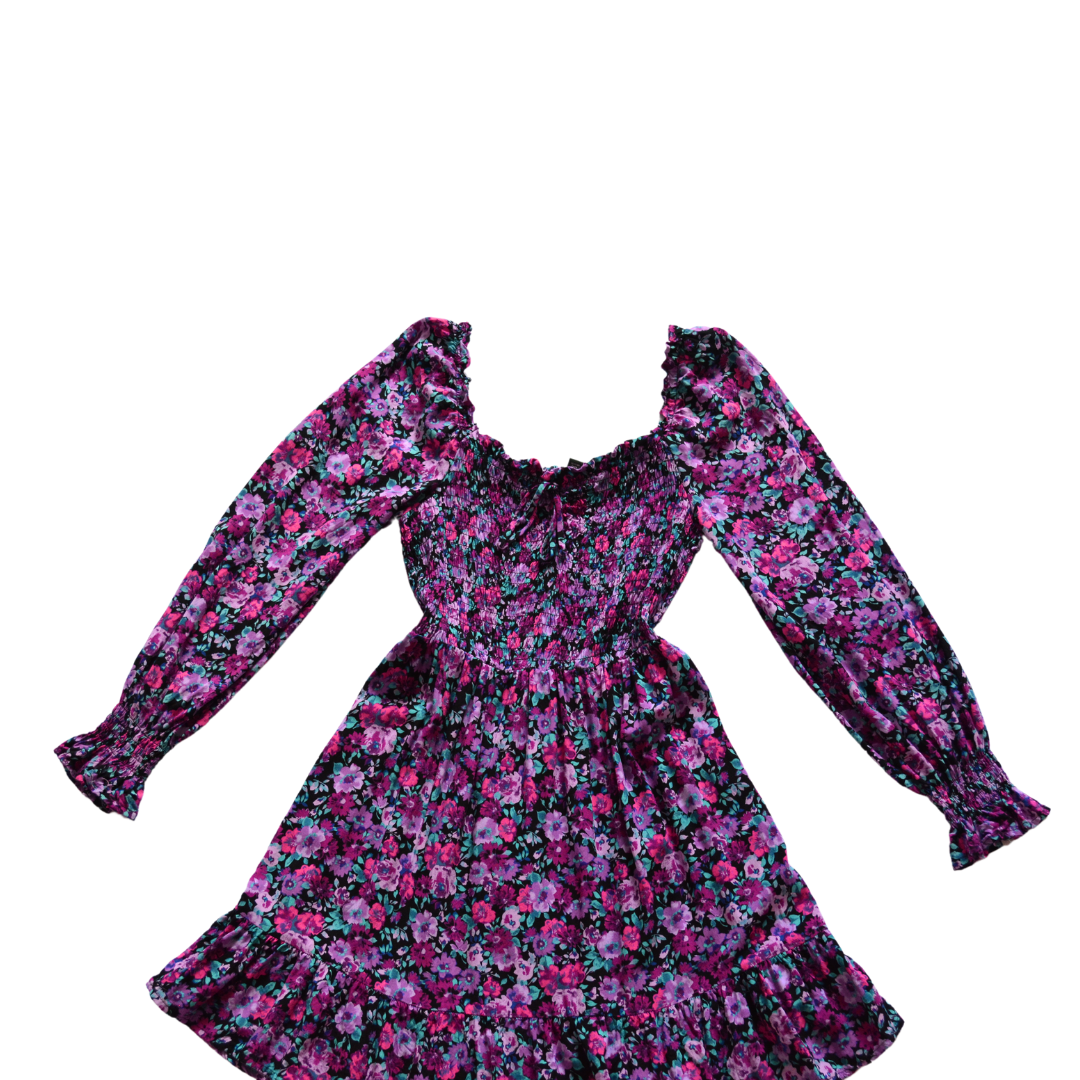 Vestido de flores morado