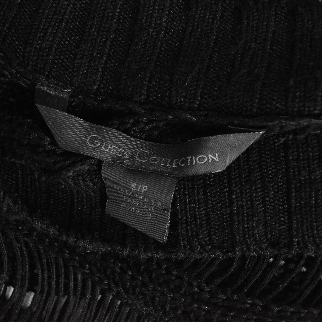 Suéter negro Guess off shoulder