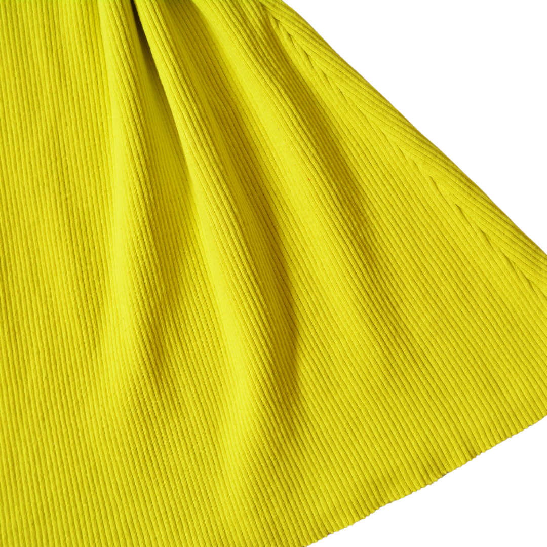 Vestido amarillo knit cuello alto