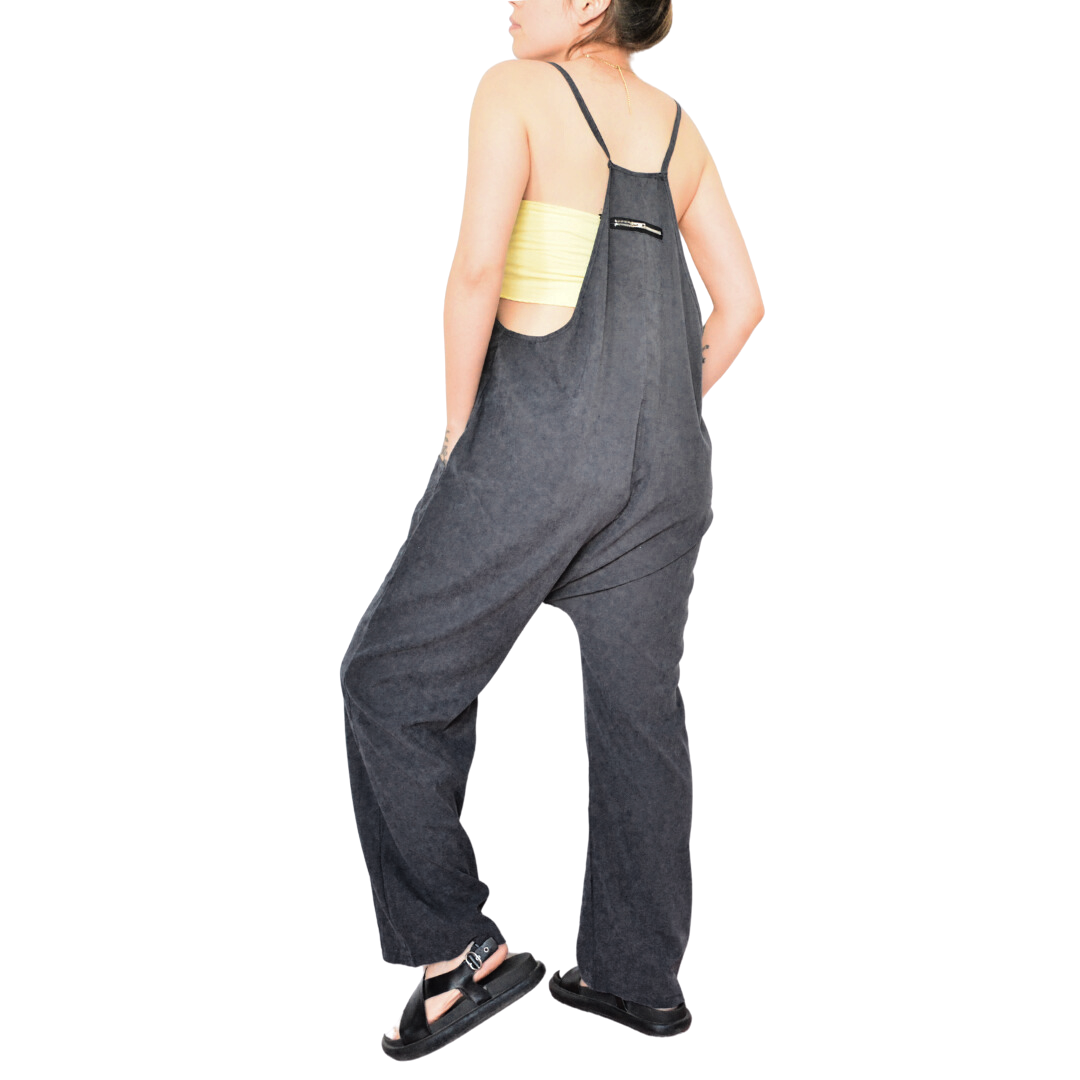 Overol gris con bolsas