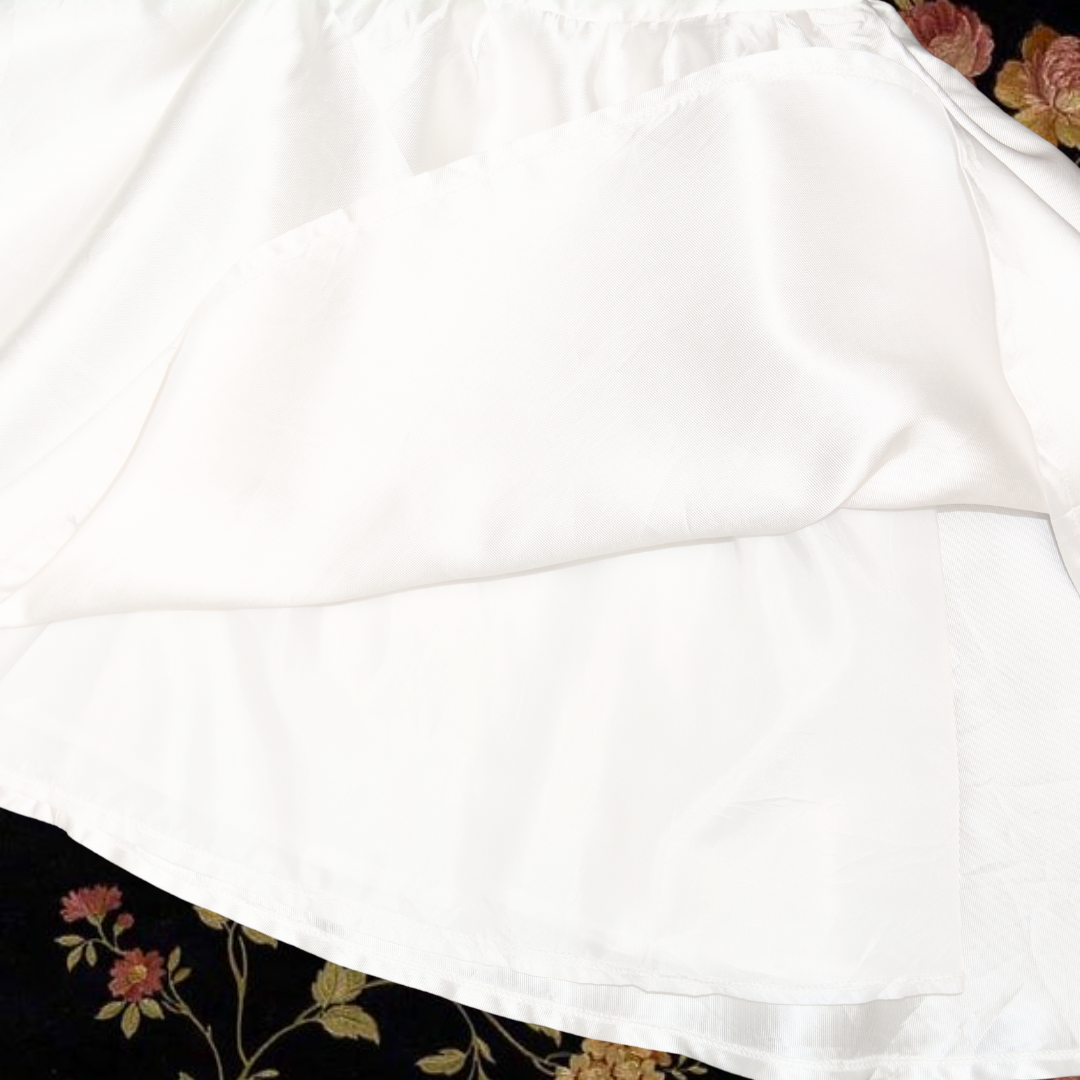 Vestido blanco satinado