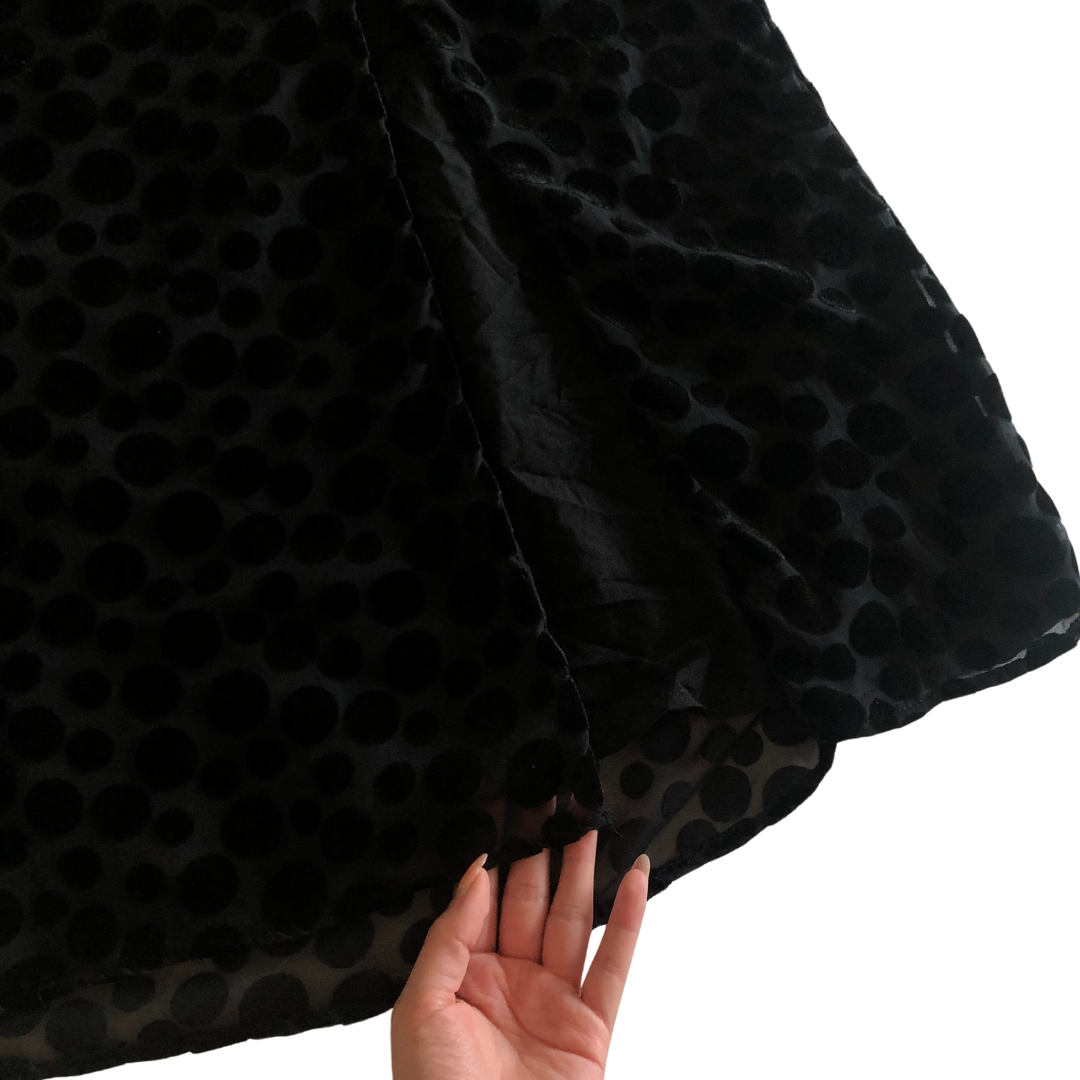 Falda negra velvet polka dots