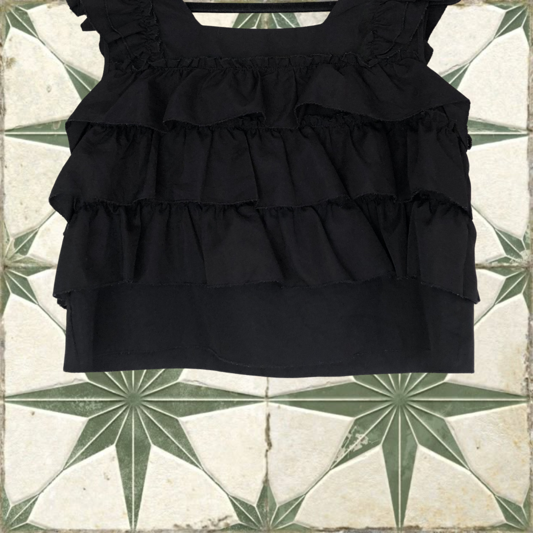Blusa negra ruffles