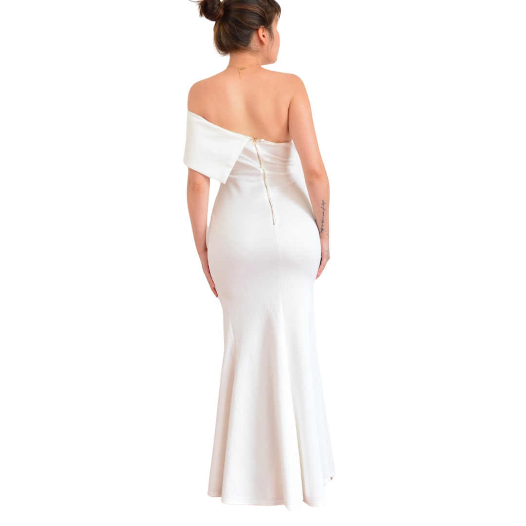 Vestido perla largo con abertura