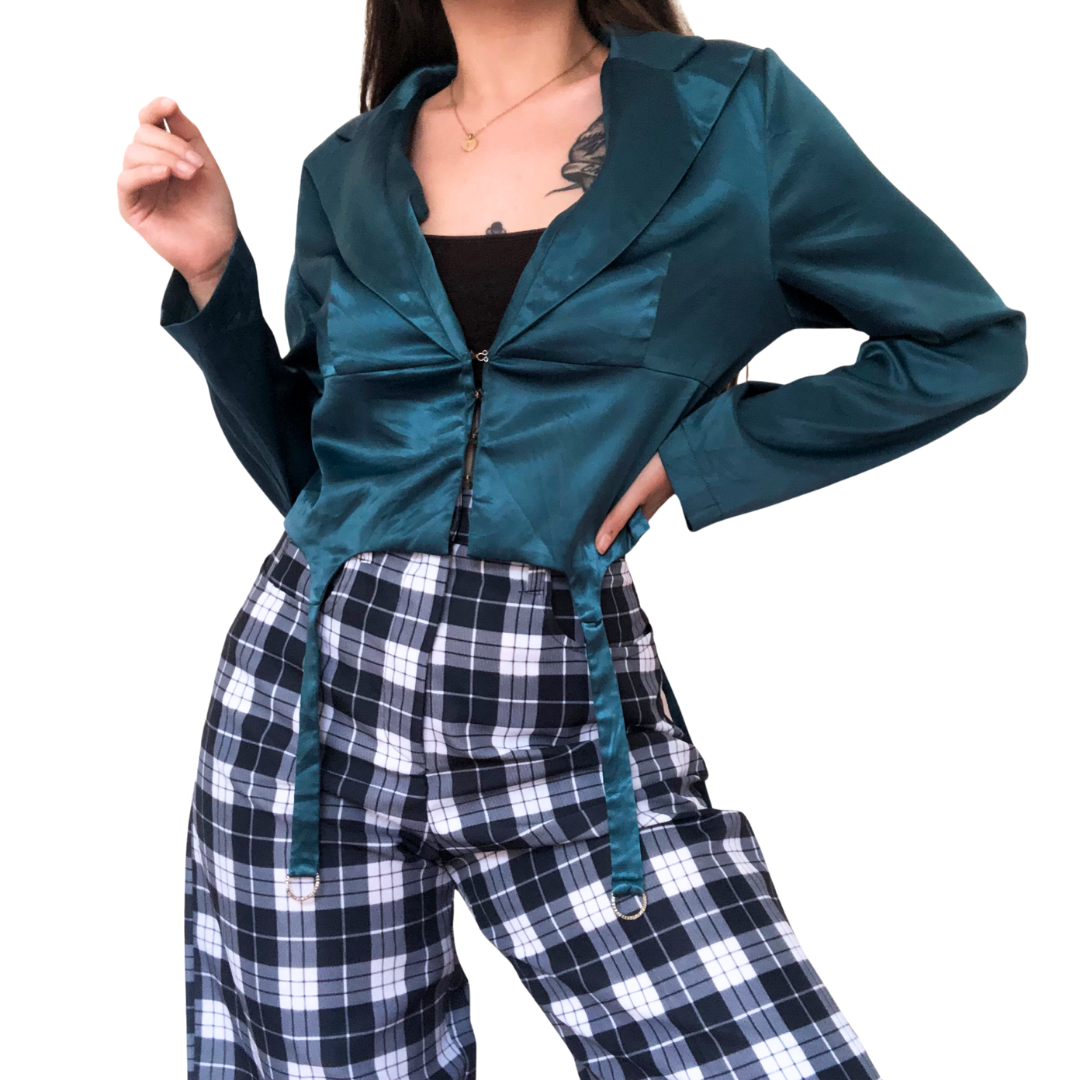 Blusa azul satinada