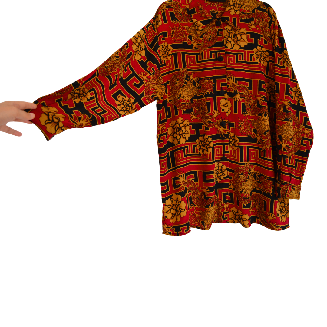Blusa vintage de seda y dragones