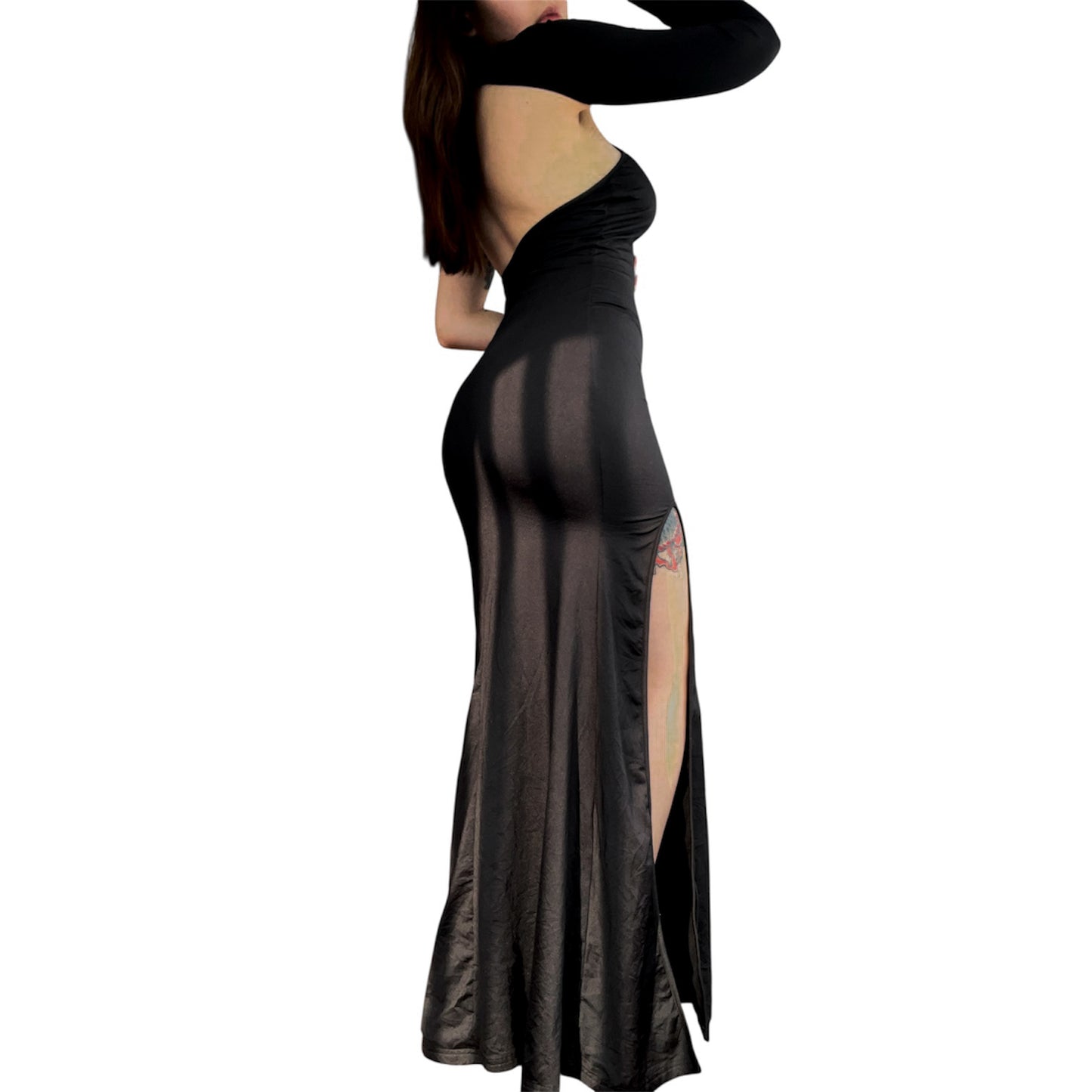 Vestido negro largo asimétrico