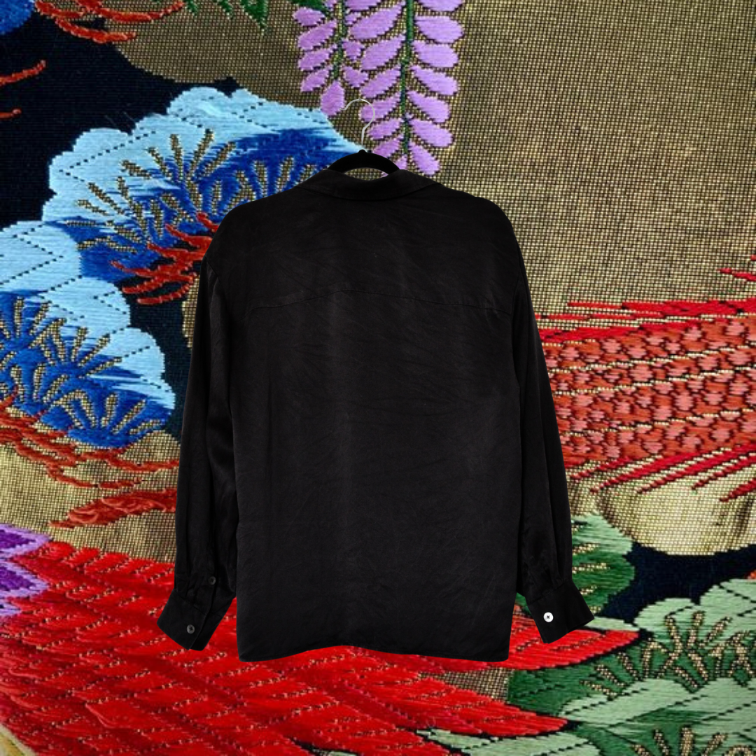 Blusa negra seda