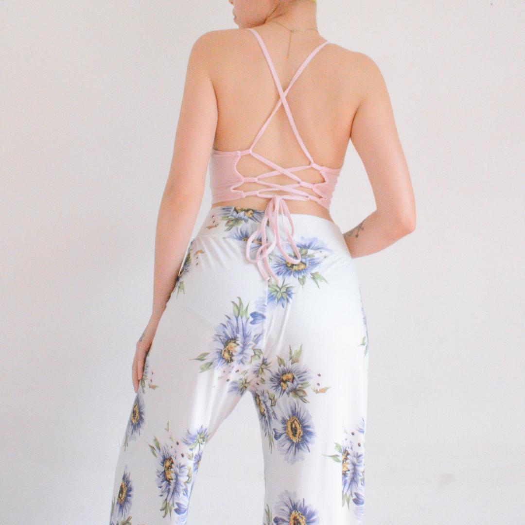 Top rosa con escote