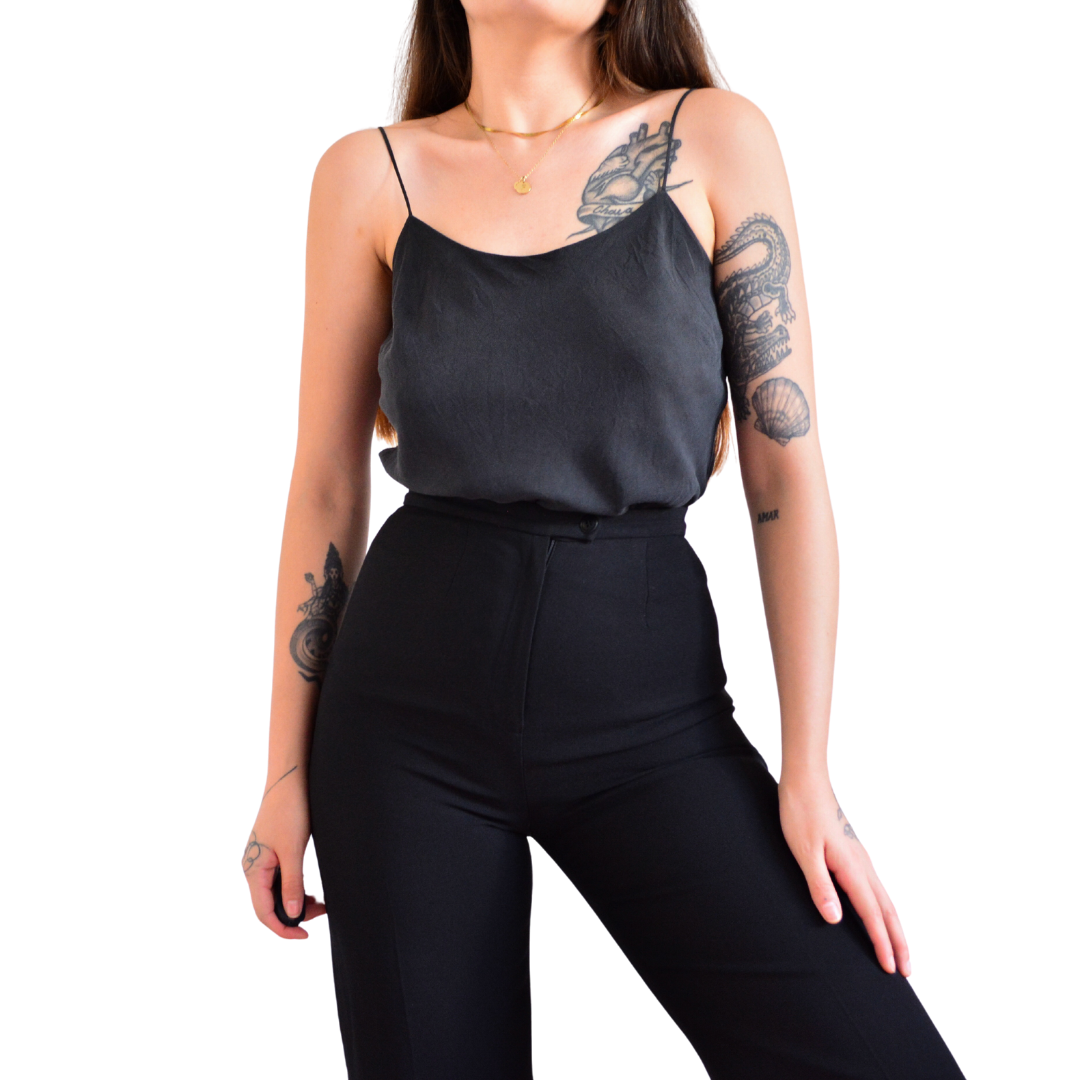 Blusa negra de seda