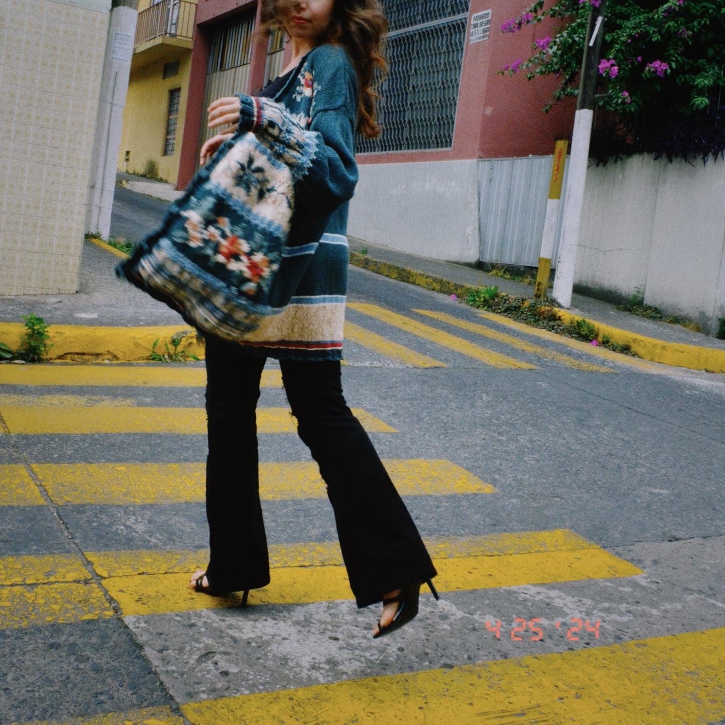 Cardigan 1997 bordado floral
