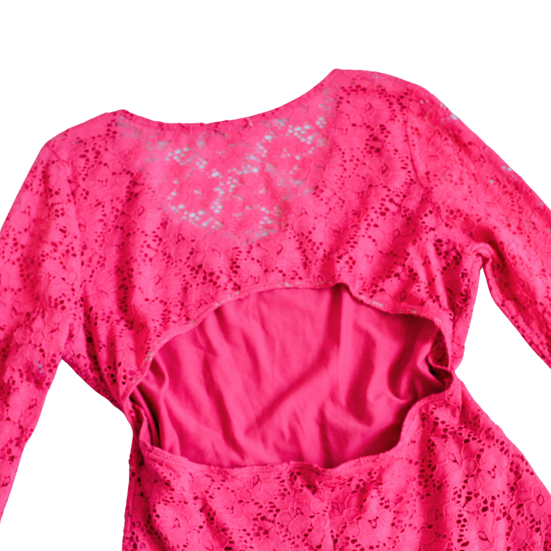 Vestido rosa de encaje