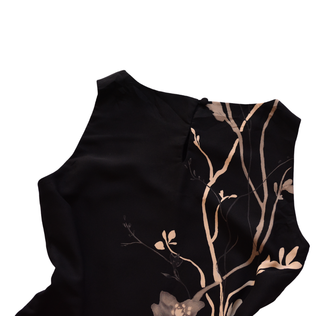 Blusa con gráfico de flores