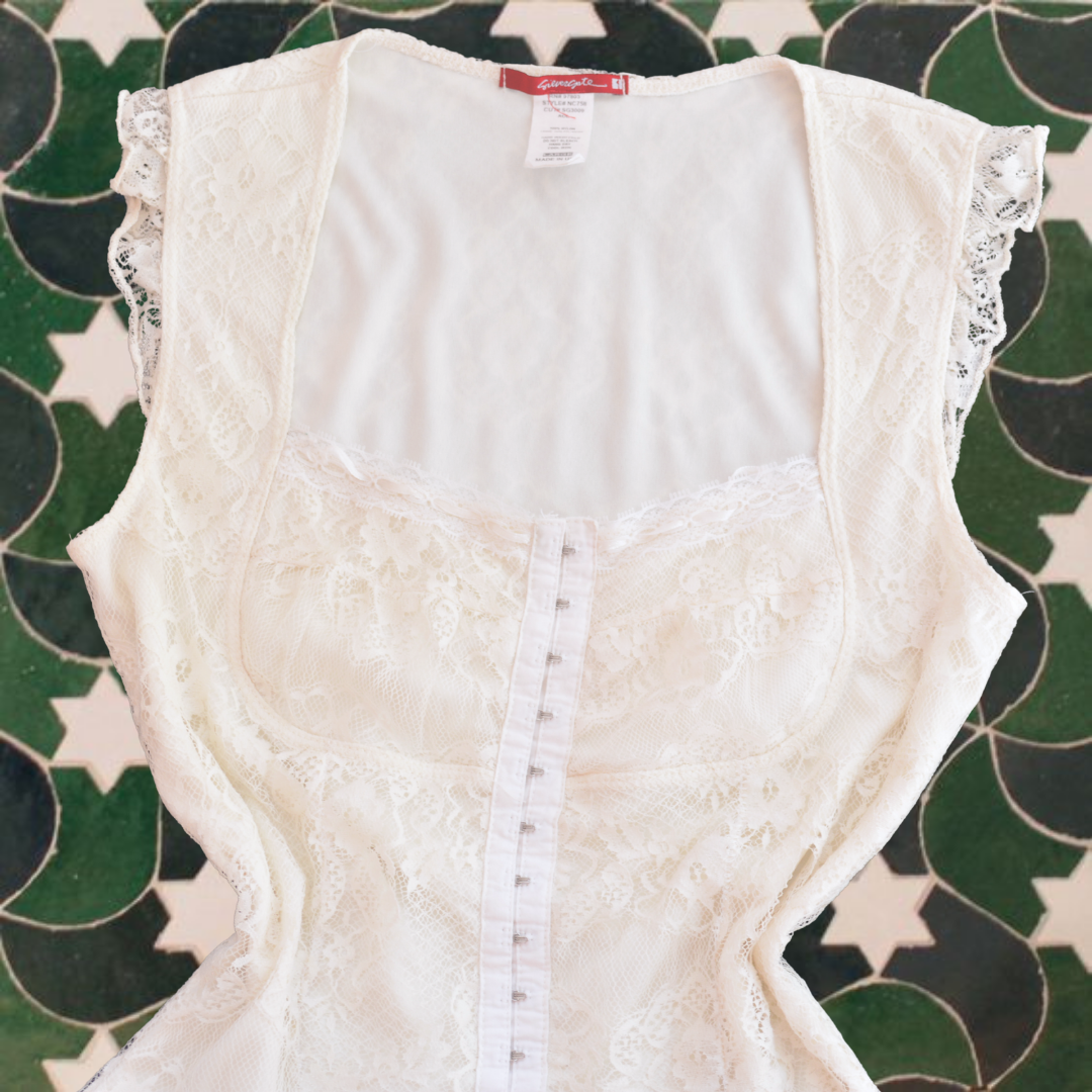 Blusa beige de encaje