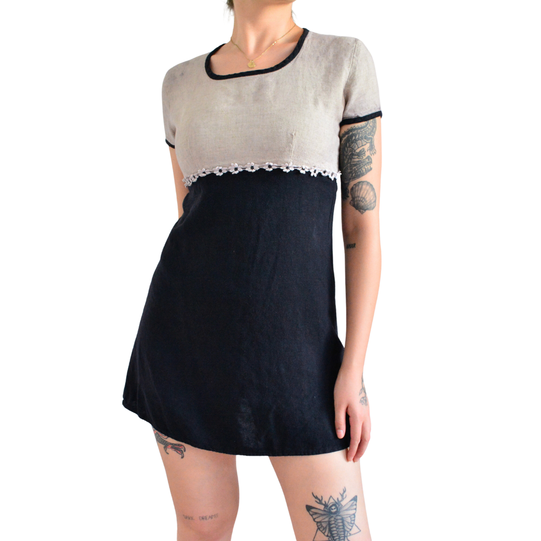 Vestido de lino y flores