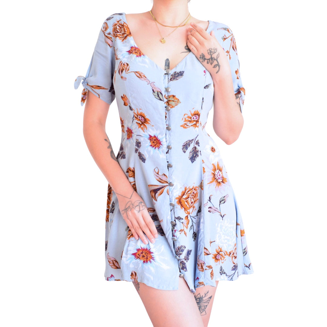 Vestido azul cielo floral