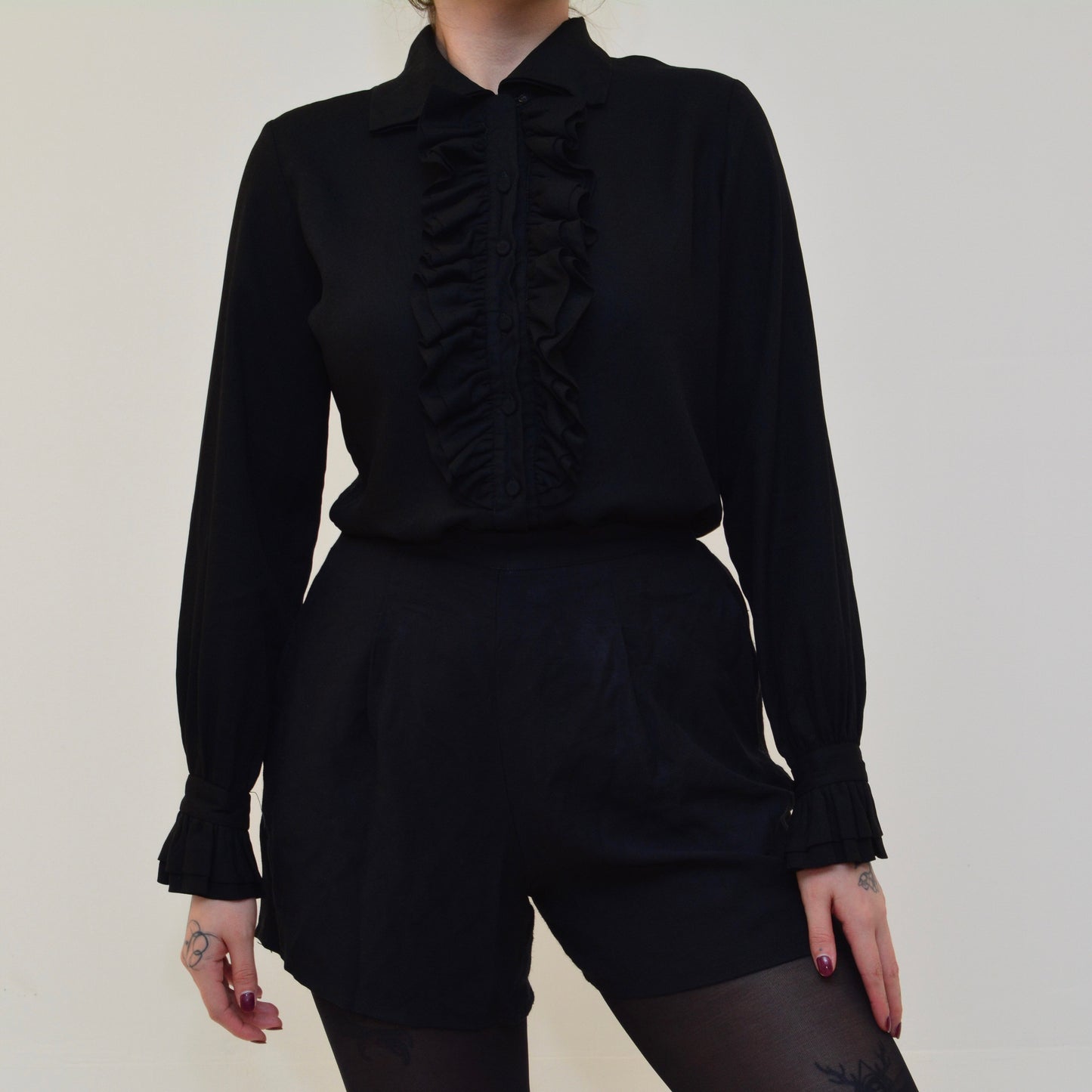 Blusa negra victoriana