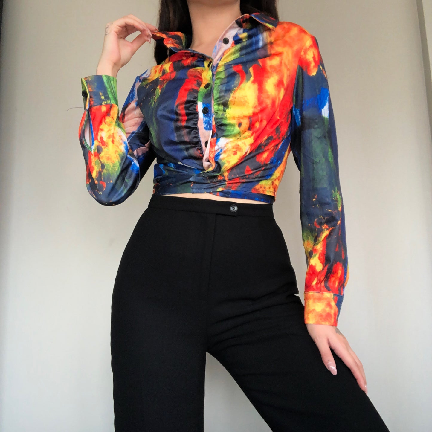 Blusa multicolores y tiras