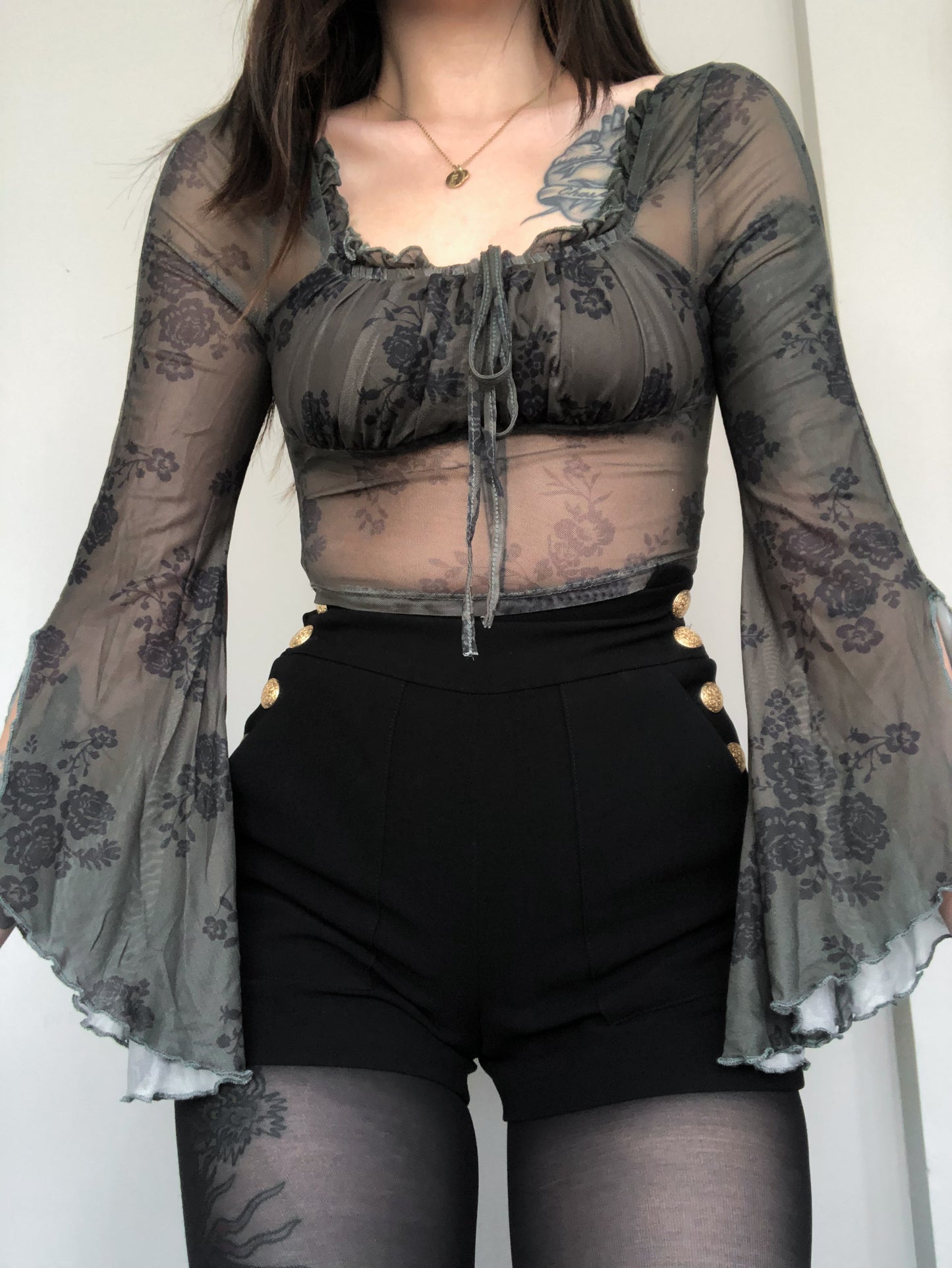 Top mesh verde olivo